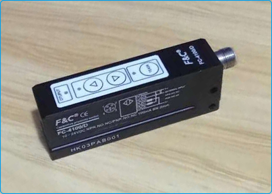 Temizle Şeffaf Etiket Algılama Kapasitif Etiket Sensörü NPN PNP Yapışkan Etiket 24VDC için