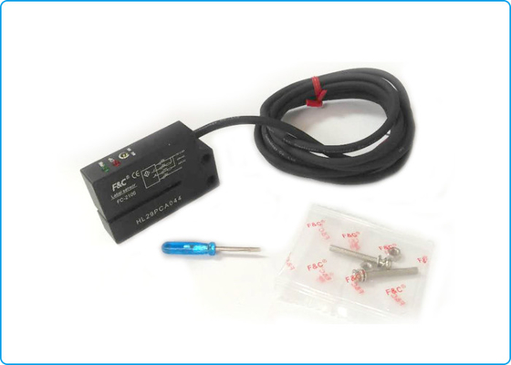 PNP NPN Elektrikli Etiket Sensörü Paket Makinede Etiket Etiket için Kızılötesi Işık Kaynağı