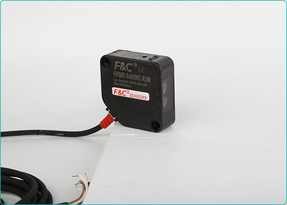 Pozisyon kullanımı 100 cm 24VDC Algılama 4 teller Fotoelektrik Sensör Anahtarı PNP YOK NC